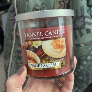 Vanilla chai candle from Yankee Candle